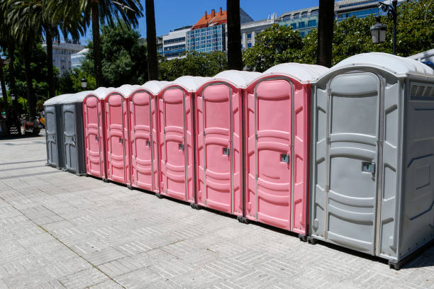 Best VIP or Luxury Restroom Trailers  in La Ada Flintridge, CA